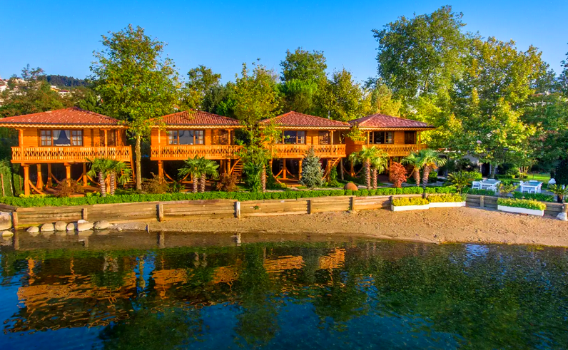 Sapanca Göl Manzaralı Tesisler